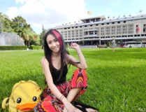 小姐姐独自一人在外地玩,小姐姐外地游玩的精彩旅程