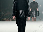 alexanderwang,时尚界的创新先锋与设计哲学
